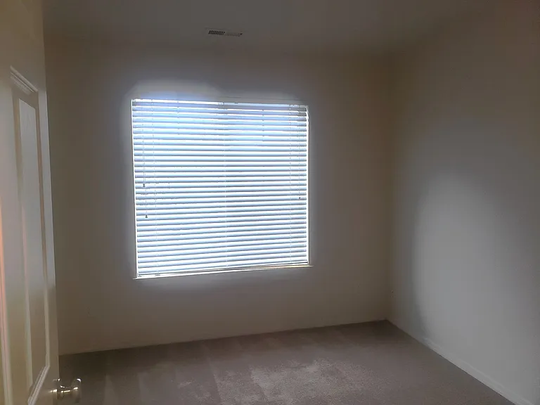 20483 SW Marimar St — Photo 33