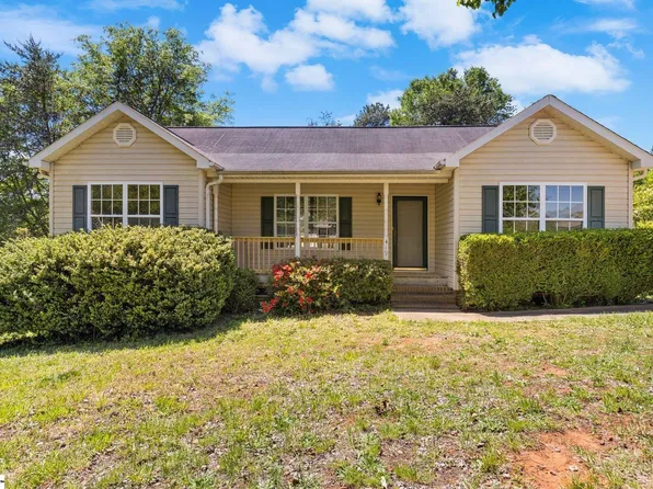 419 Mary Ann St, Easley, SC 29640