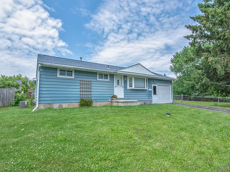 311 Swansea Ave — Photo 7
