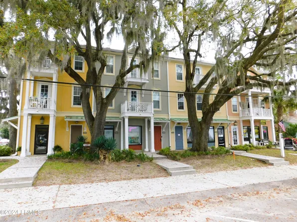 820 Paris Ave #A, Pt Royal, SC 29935