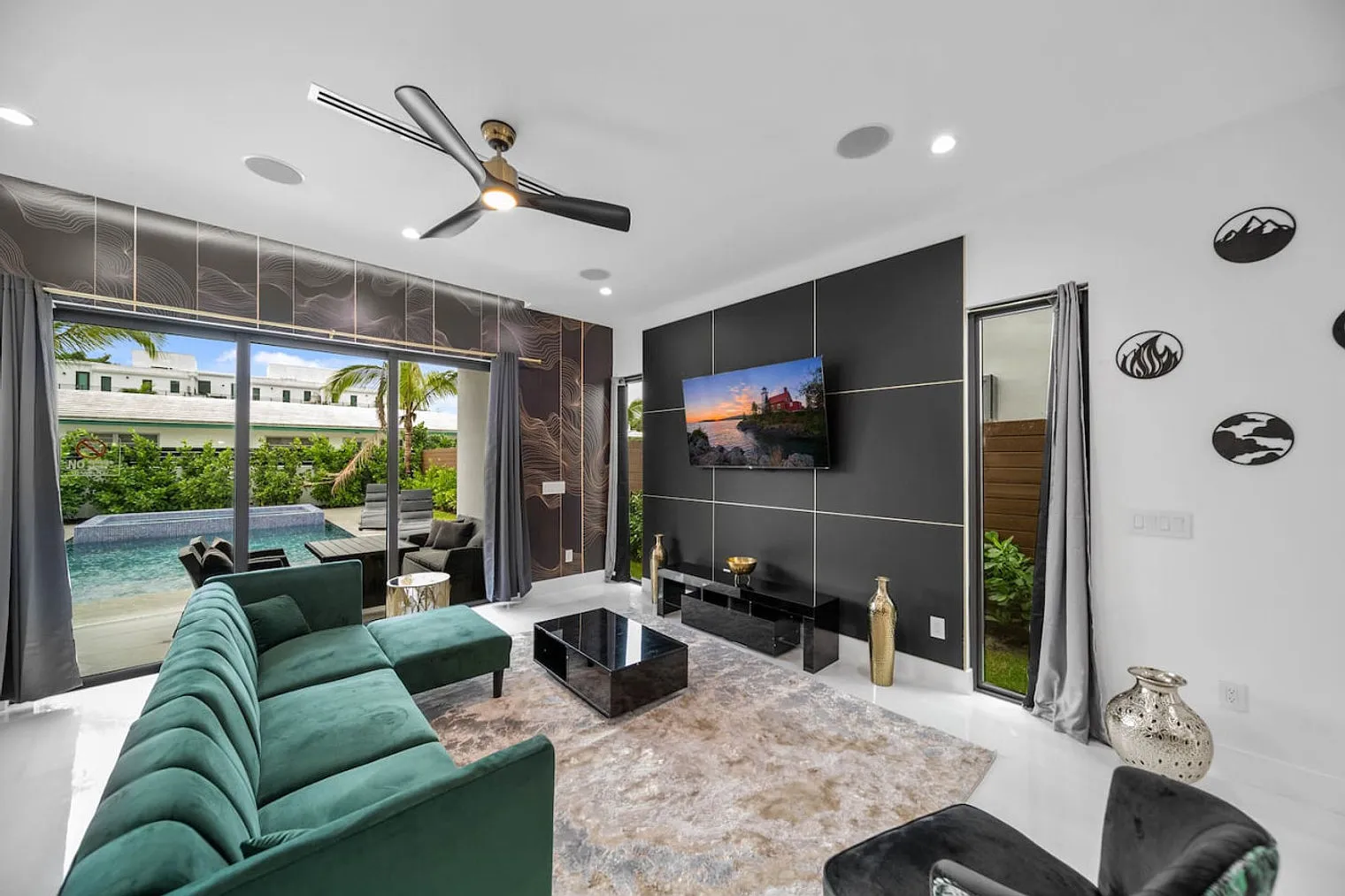 4 bed, 3.0 bath, 3498 sqft, $25,047 — Photo 3