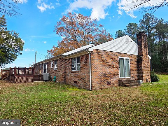 5th image of 658 Islington Rd
