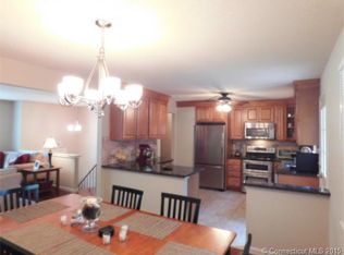 3 Summer Hill Rd, Seymour, CT 06483