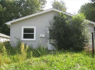 102 Blaine Ave, Pontiac, MI 48342