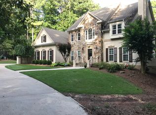 334 N Peachtree Pkwy, Peachtree City, GA 30269