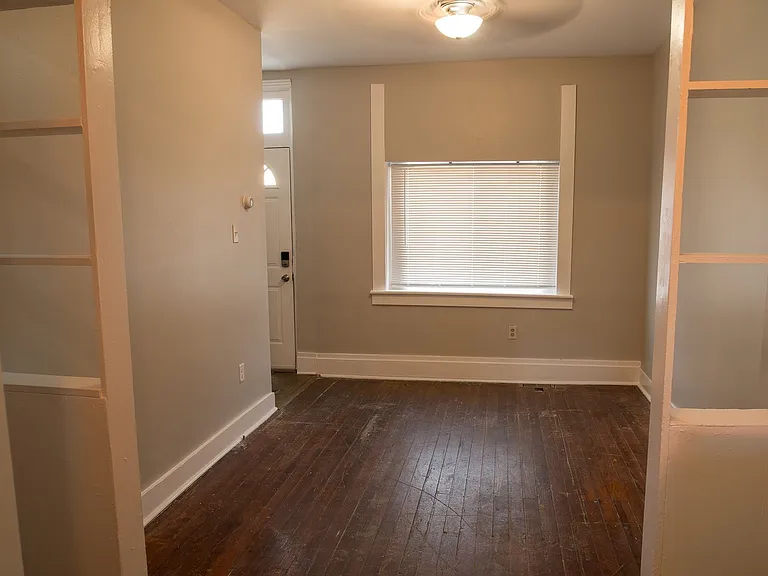 307 Muench St — Photo 9