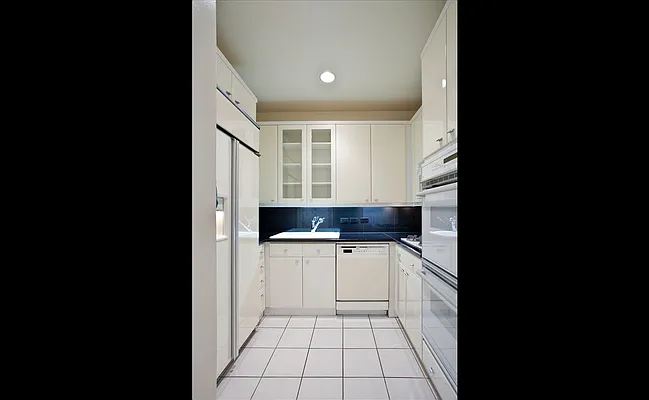 Rented by Douglas Elliman | media 18