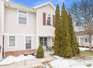 7045 S Cannon Place Dr, Rockford, MI 49341