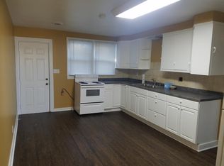4135 S Beaumont Ave UPPR #, Kansasville, WI 53139