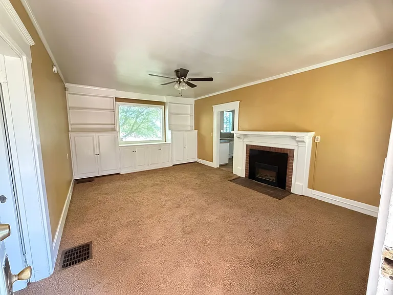 11221 E Eight Mile Rd — Photo 6
