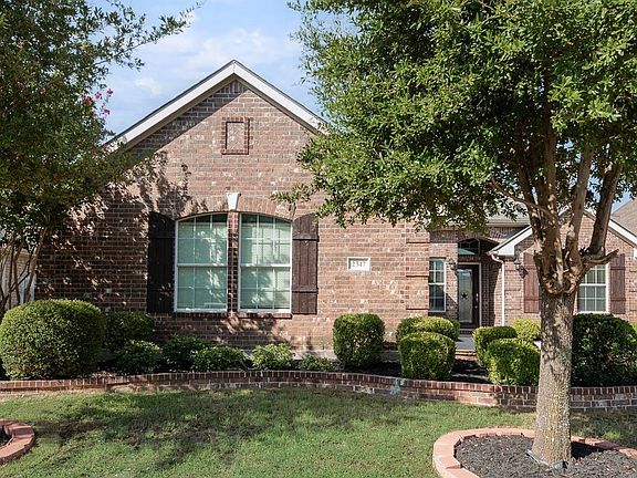 5th image of 2347 Collin Dr