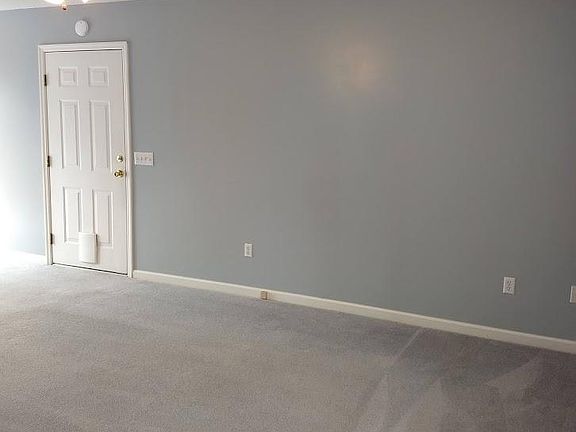 4th image of 549 Snead Dr