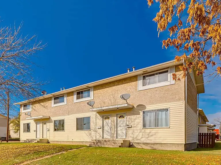 3901 54a St #3901C — Photo 13
