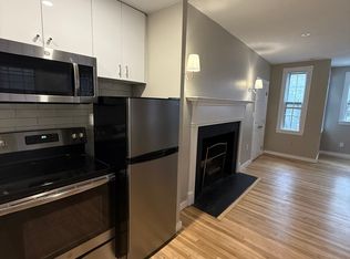 82 Phillips St #2A, Boston, MA 02114
