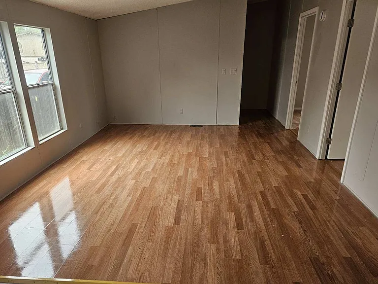 4065 E Aztec Rd — Photo 11