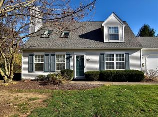 24480 Grove Pond Way #50, Olmsted Falls, OH