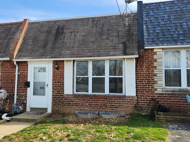 119 E Laughead Ave — Photo 1