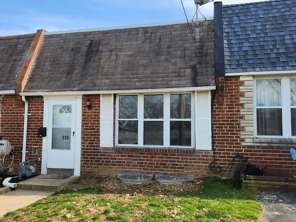 119 E Laughead Ave