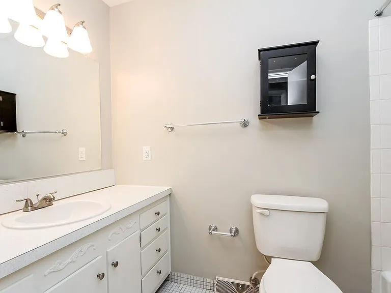 7605 Kimberly Dr — Photo 14