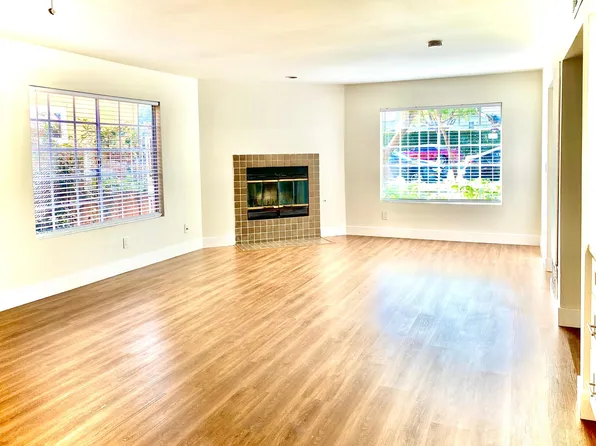 2456 Arizona Ave APT 1, Santa Monica, CA 90404