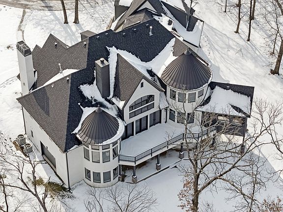 4th image of 22755 Woodridge Dr