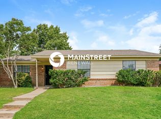 2213 Nolan Dr, Carrollton, TX 75006
