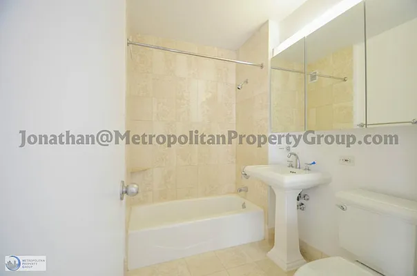 Rented by Metropolitan Property Group | media 31