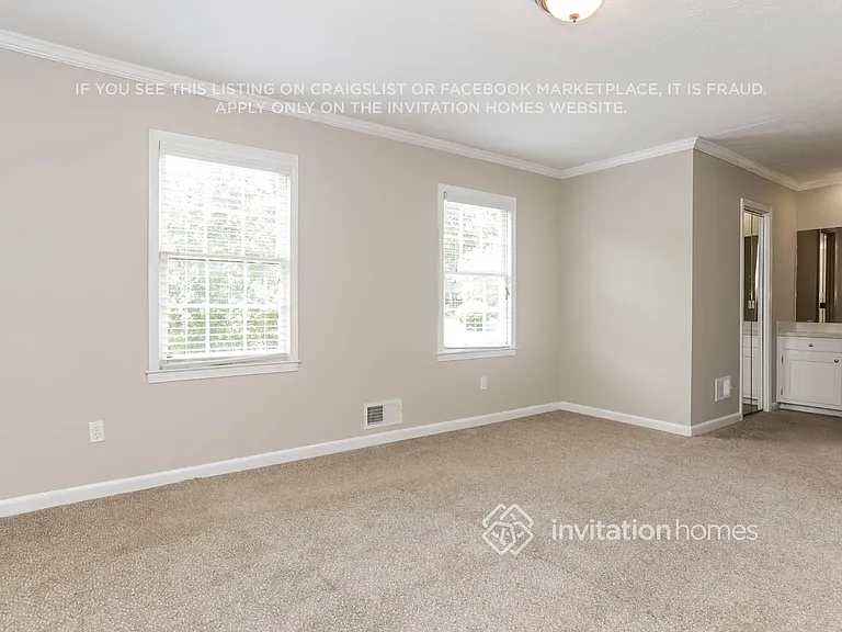 631 Shannon Green Cir SW — Photo 13