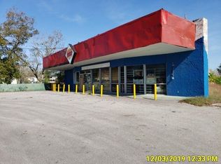 1202 N Ben Wilson St, Victoria, TX 77901