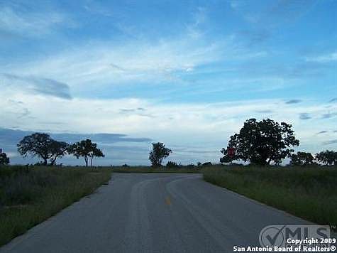 3rd image of 397 Blackbird Dr
