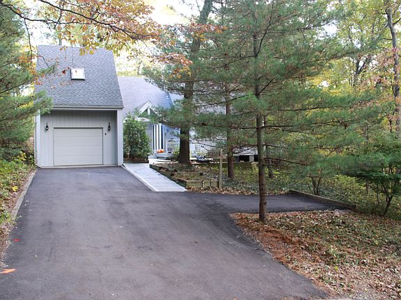 3rd image of 19355 Highland Dr
