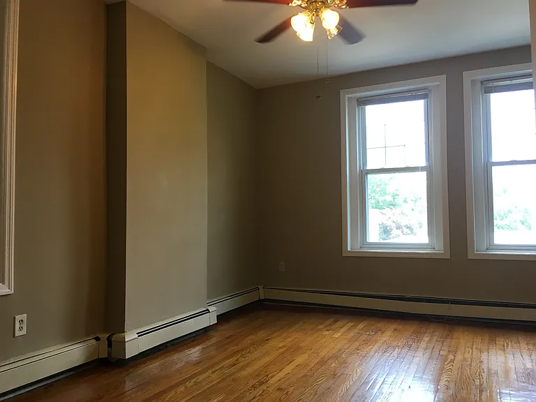 218 W 14th St #3 — Photo 7