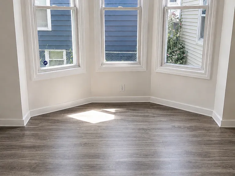 8542 S Lowe Ave #1 — Photo 3