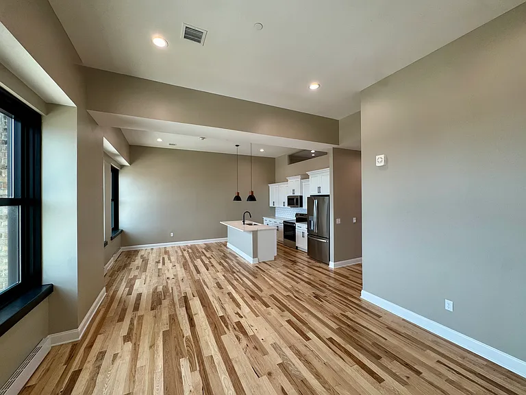 2 N 9th St #1903 — Photo 2