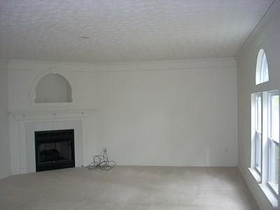 2nd image of 99 Knights Bridge Dr N
