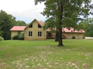 1010 E Seminole Dr, Byron, GA 31008