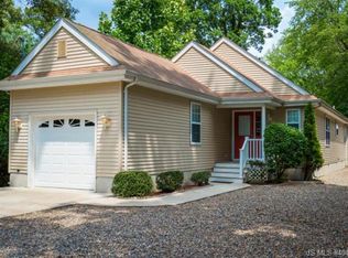 725 Parkside Ave, Toms River, NJ