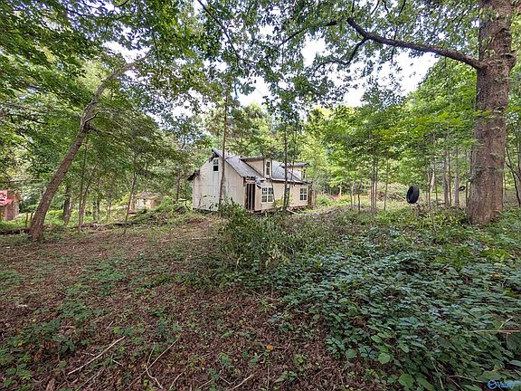 3rd image of 222 Mountainview Dr