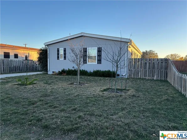 205 Opal Cir, Belton, TX 76513