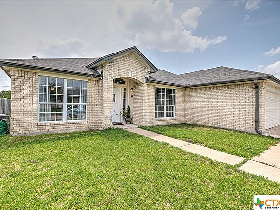 4th image of 1500 Saddle Dr