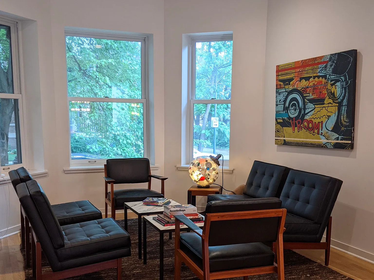 3 bed, 2.5 bath, 2600 sqft, $4,500 — Photo 2