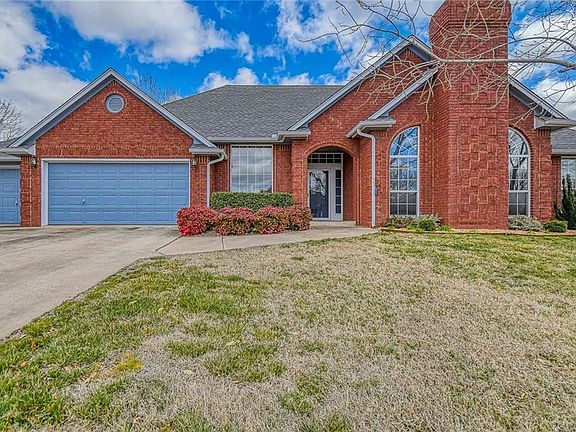 2nd image of 15608 Shadow Mountain Dr