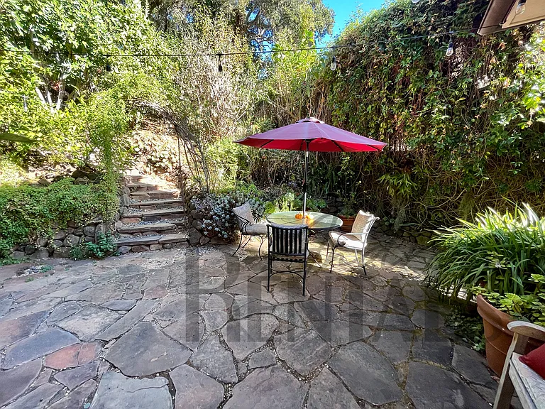 111 El Camino Real — Photo 54