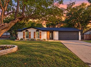 1003 E Dallas St, Mansfield, TX 76063