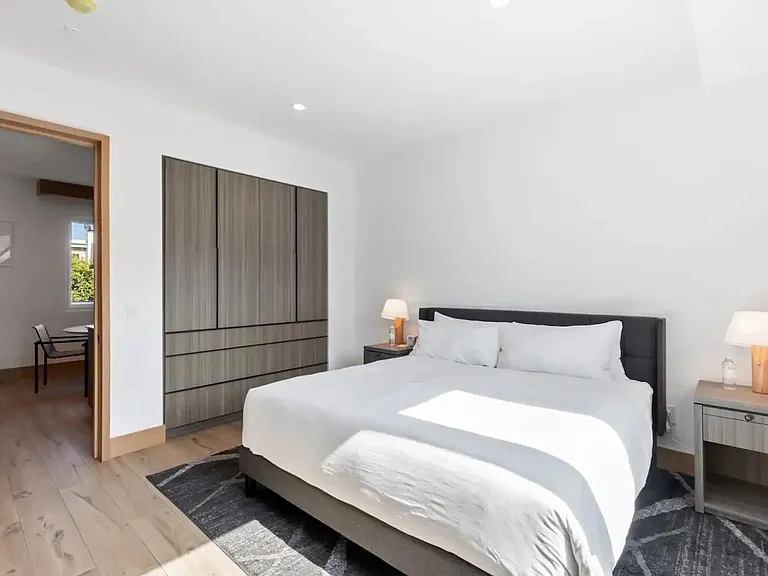 Wake up feeling refreshed and rested, with the calm sounds of the ocean.