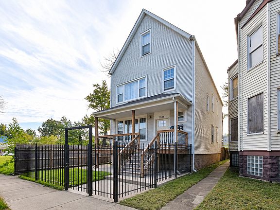 2nd image of 7044 S Morgan St