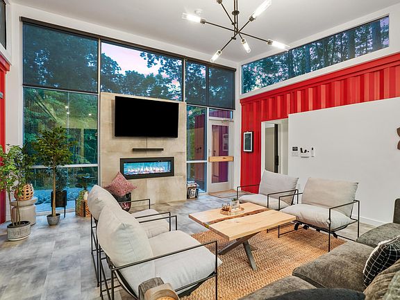 4th image of 26195 Faris Rd