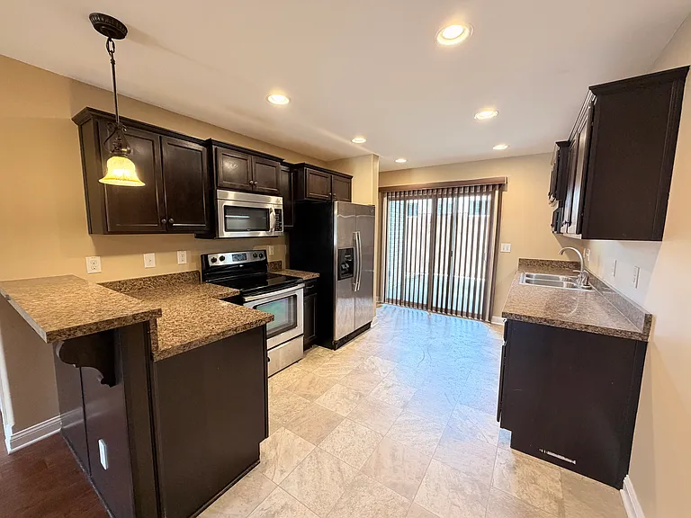 455 Needmore Rd #7 — Photo 5