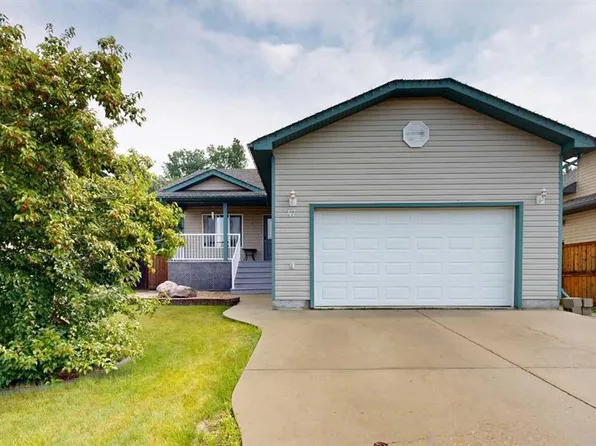 47 W Rodeo Way, Whitecourt, AB T7S 0B9