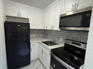 5962 Nw 19th St, Sunrise, FL 33313